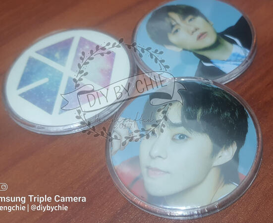 Photo Insert Acrylic Pin